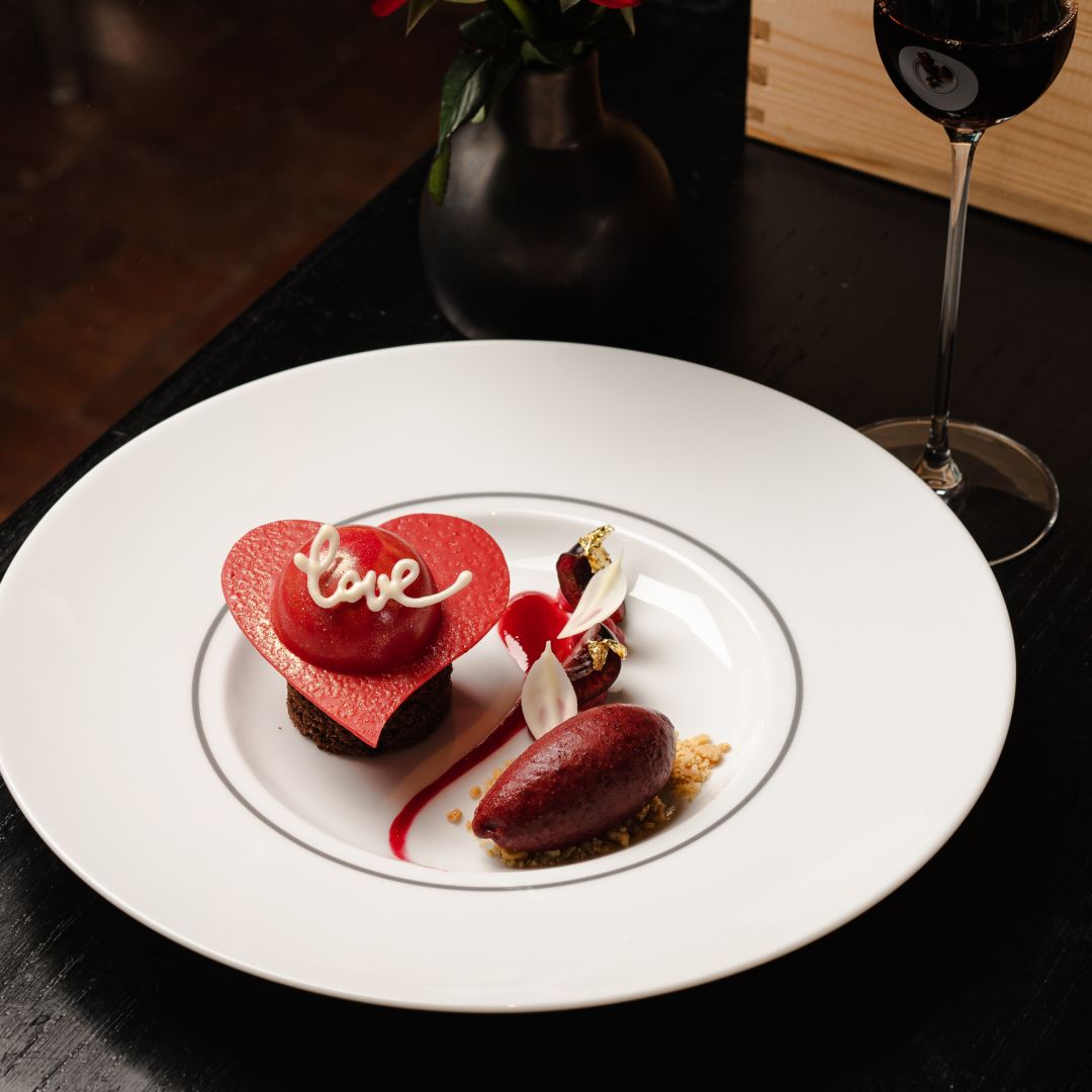 Romantic Dinner Best View Rosewood Hotel Phnom Penh